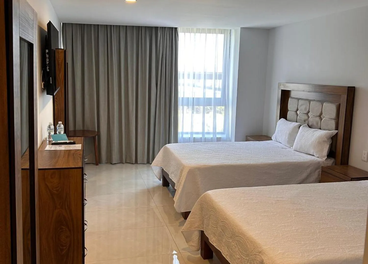 Hotel Concordia غوادالاجارا